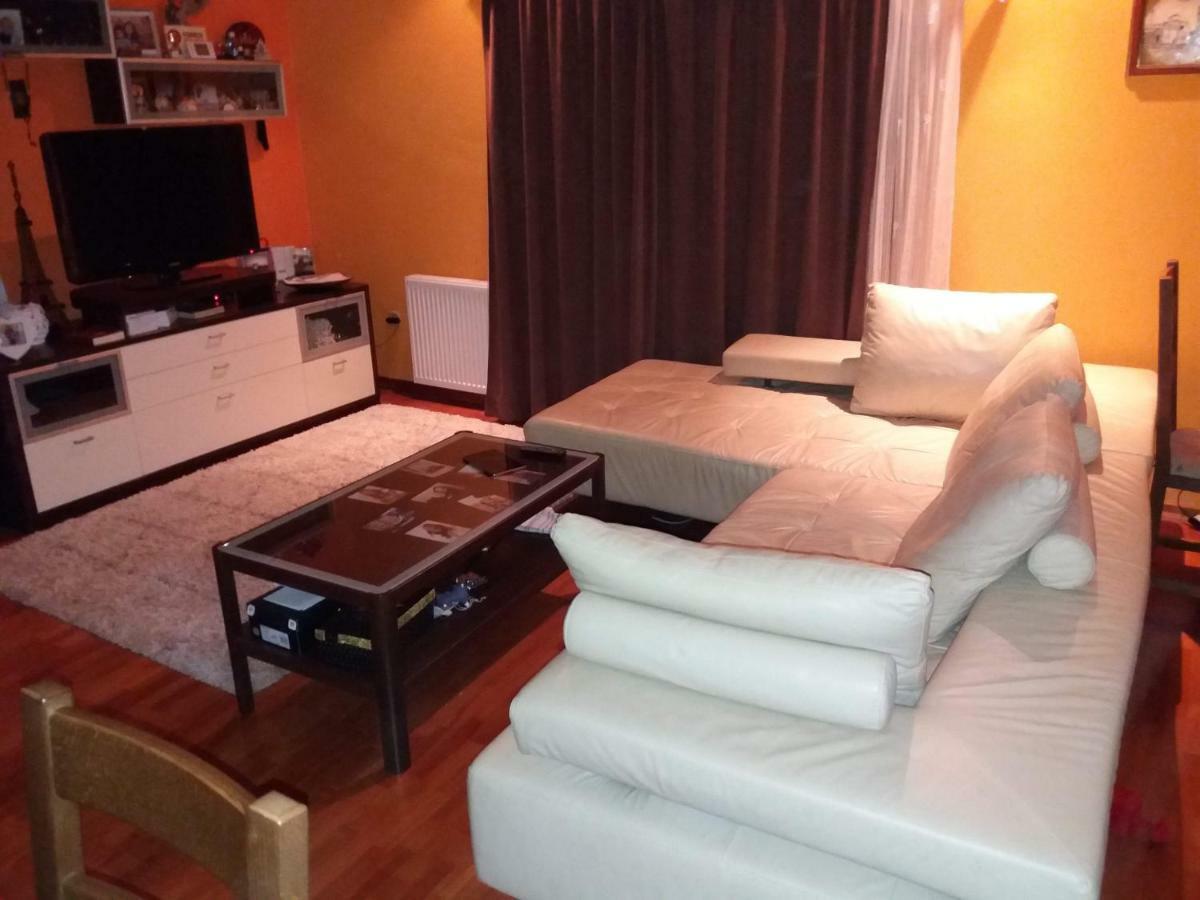 Lanelu Apartman Rogoznica Kültér fotó